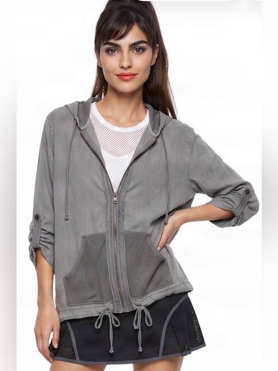 XCVI Jackets & Blazers - XCVI Soft Gray Utility Windbreaker Jacket Full Zip Longsleeve Hoodie Ruched Mes